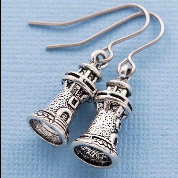 Beautiful Nautical Ocean 🌊 Beach Lighthouse charm earrings - Picture 4 of 8